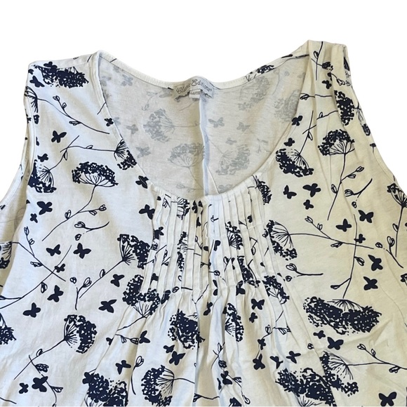 NWOT ~ Classic Editions ~ Pleated ~ Tank Top - Picture 3 of 5